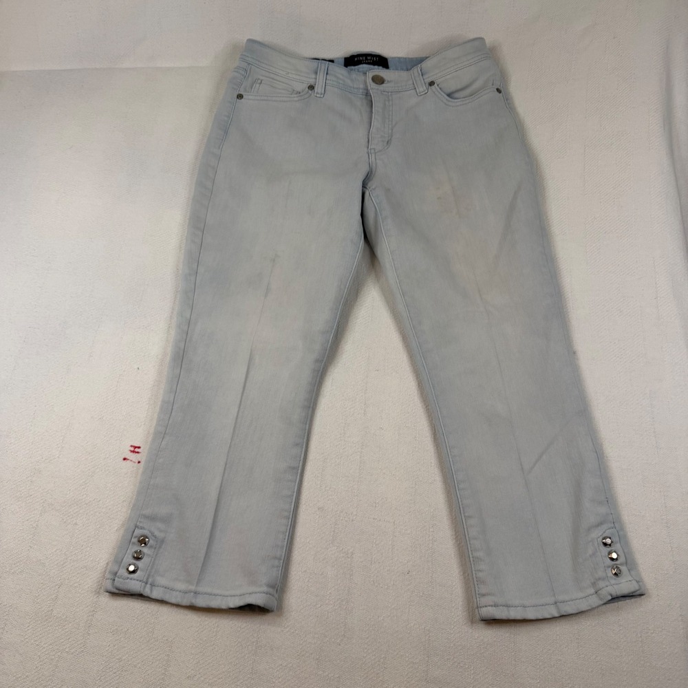 Nine West Jeans Womens 6 Light Wash Embroidered Rhinestone Capri Denim Pants